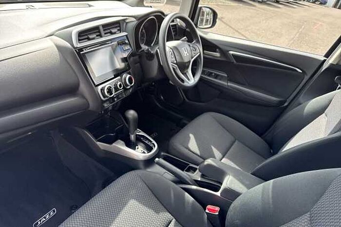 Honda Jazz 1.3 i-VTEC SE 5dr CVT 