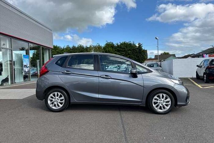 Honda Jazz 1.3 i-VTEC SE 5dr CVT 