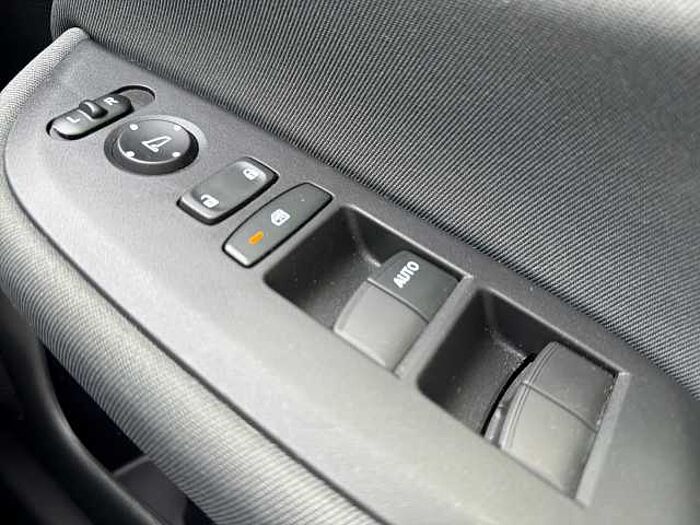 Honda Jazz Hybrid 1.5 i-MMD Hybrid SE 5dr eCVT 